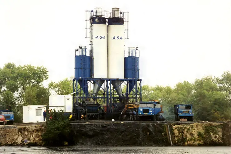 Clean-up lagoons in Kolin (CZ)