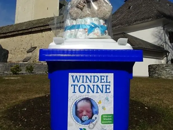 Gratis Windeltonne für Jungfamilien