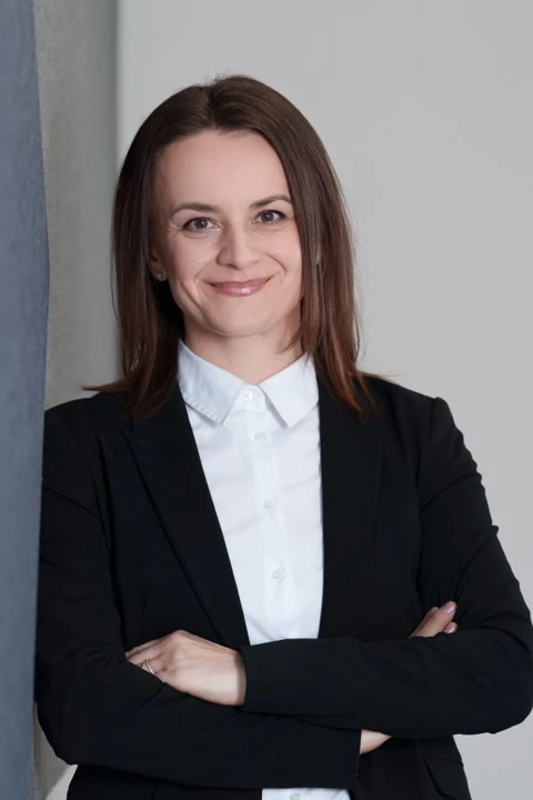 Eva Mikulášiová