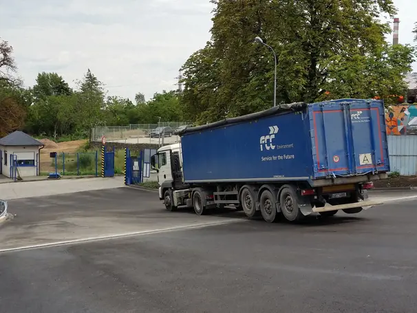 Reconstruction of the entrance to the premises of FCC Czech Republic in Brno will streamline logistics and help with protection of the nature