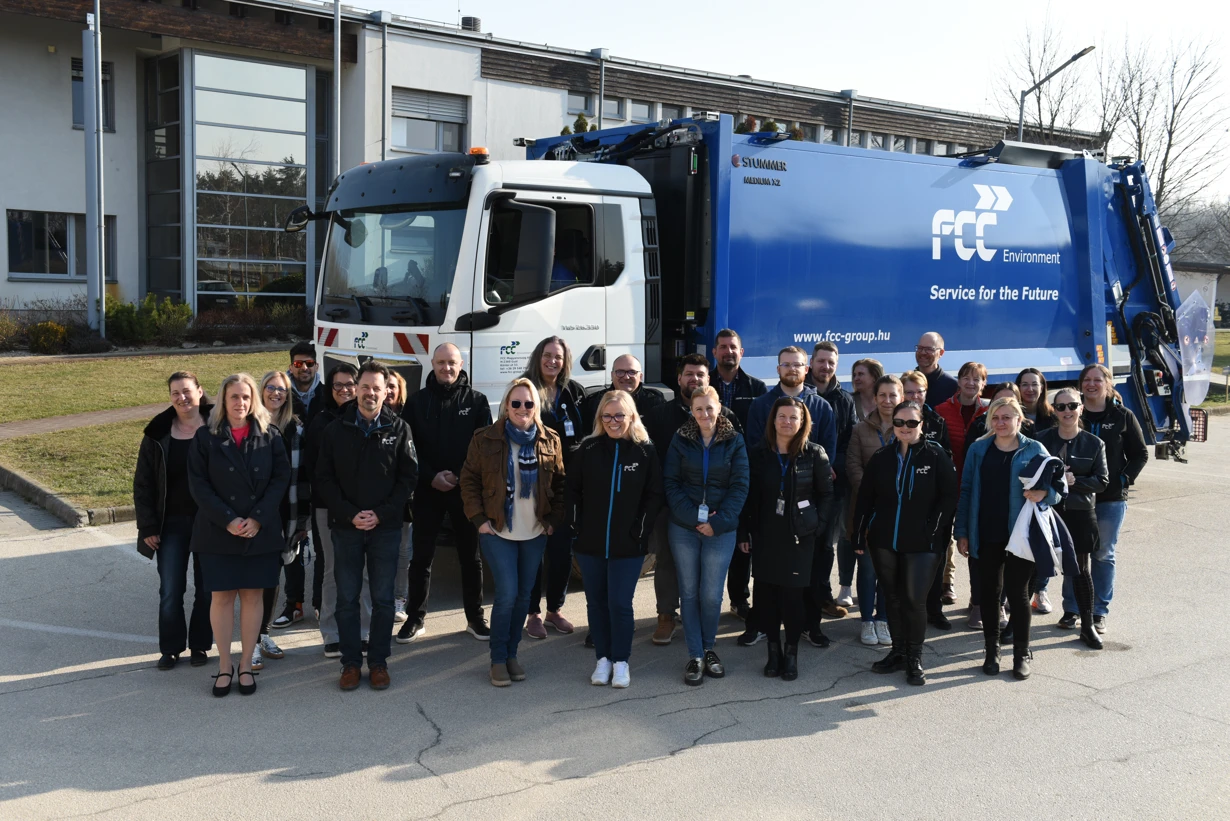 Közös öröm a legújabb tömörítős autónk